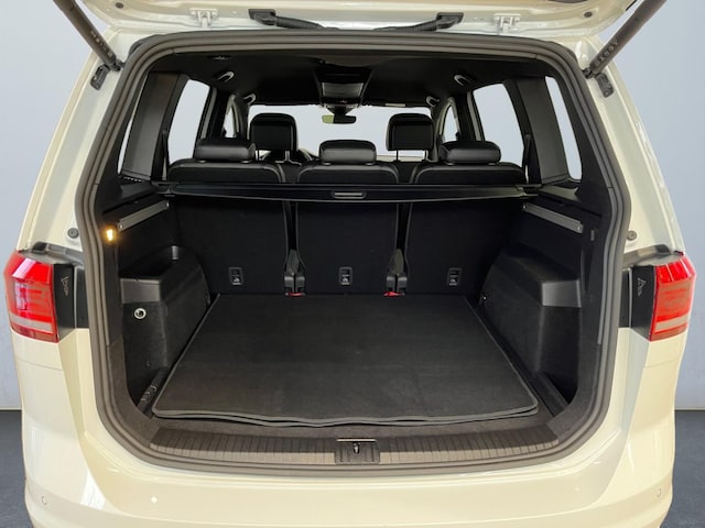 Volkswagen Touran 1.5 TSI DSG