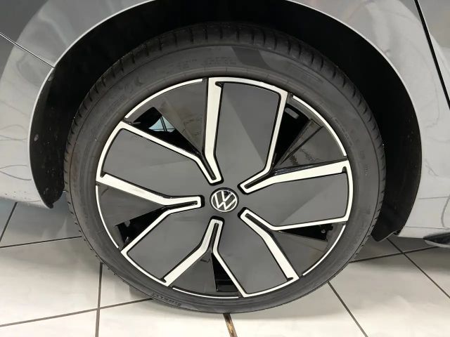 Volkswagen Passat 2.0 TDI IQ.Drive R-Line Variant
