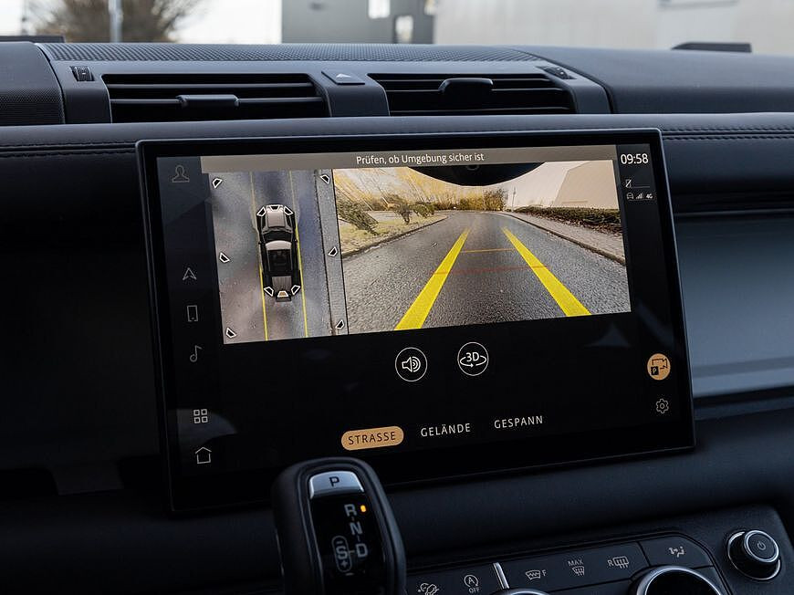 Land Rover Defender 110 Dynamic HSE