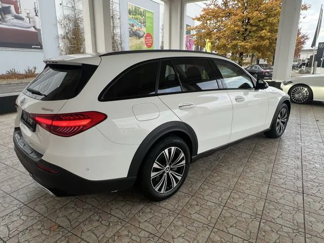 Mercedes-Benz C 200 4MATIC AVANTGARDE Estate