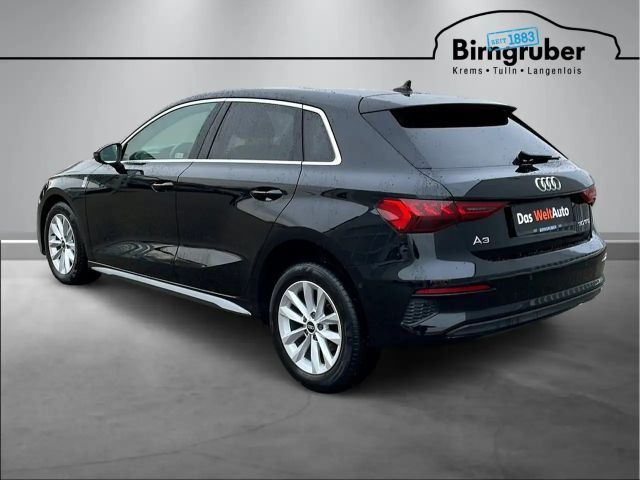 Audi A3 30 TFSI Sedan