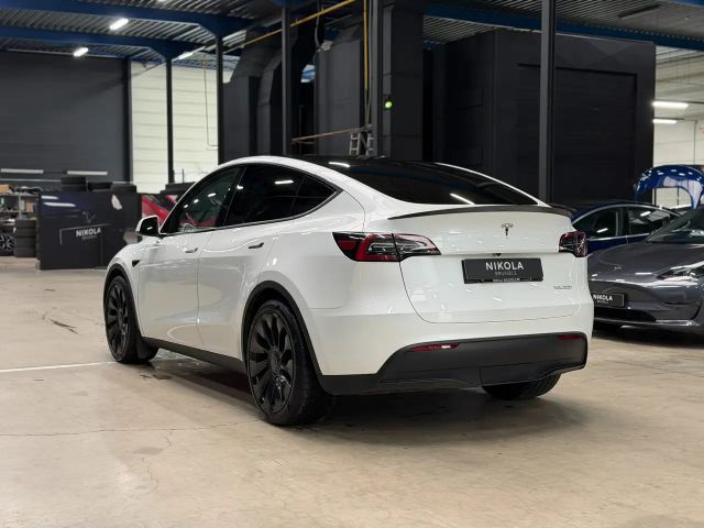 Tesla Model Y Performance