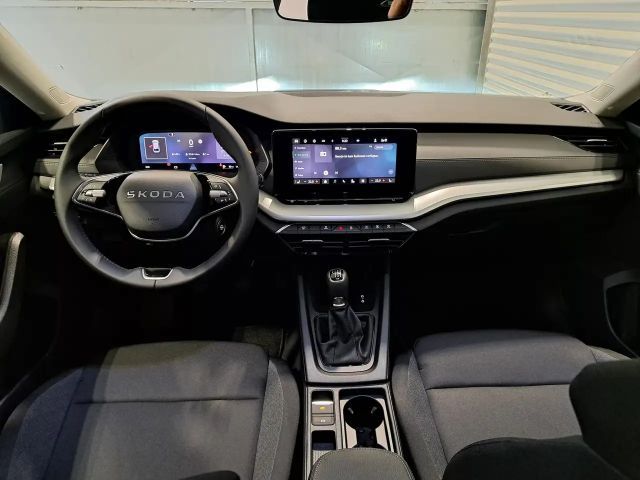 Skoda Octavia Essence TSI