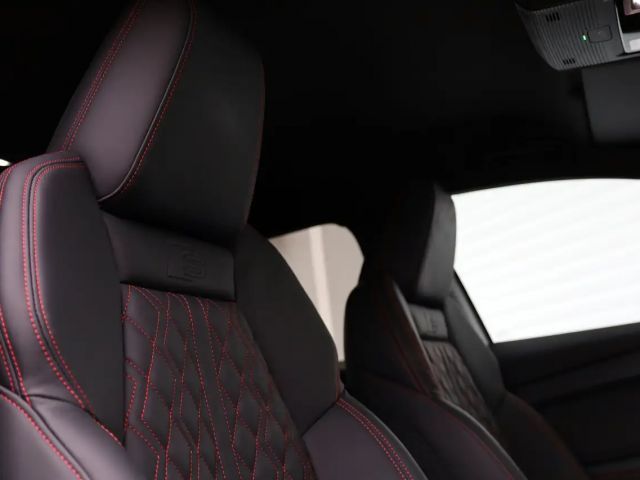 Audi Q4 e-tron 40 S-Line