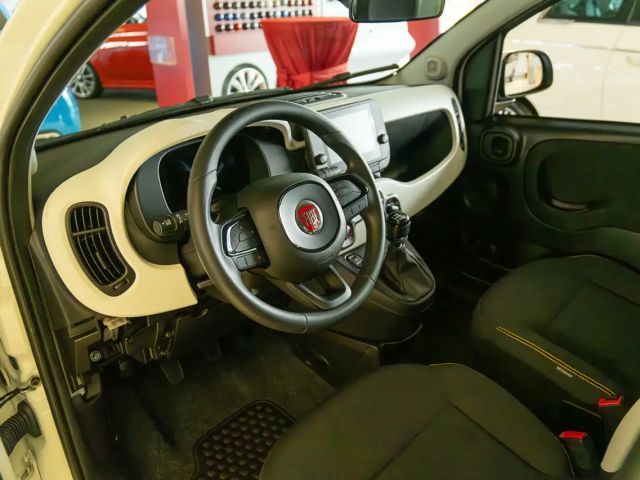 Fiat Panda 1.0 GSE 70PS E6 Pandina