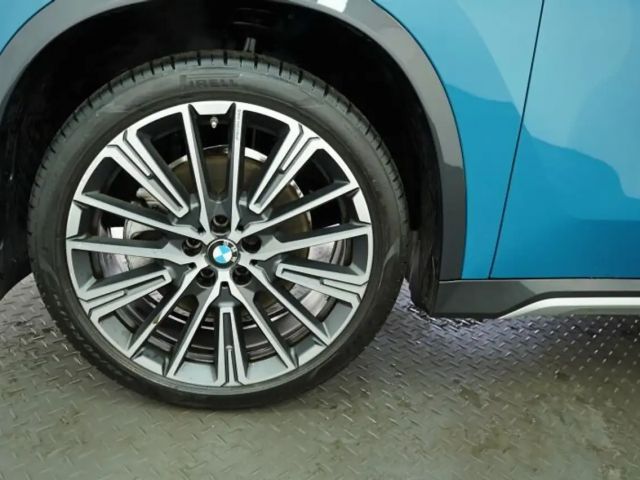 BMW X1 xDrive23d xLine PGSD.AHK.SPORTSITZE.HUD.NAVI