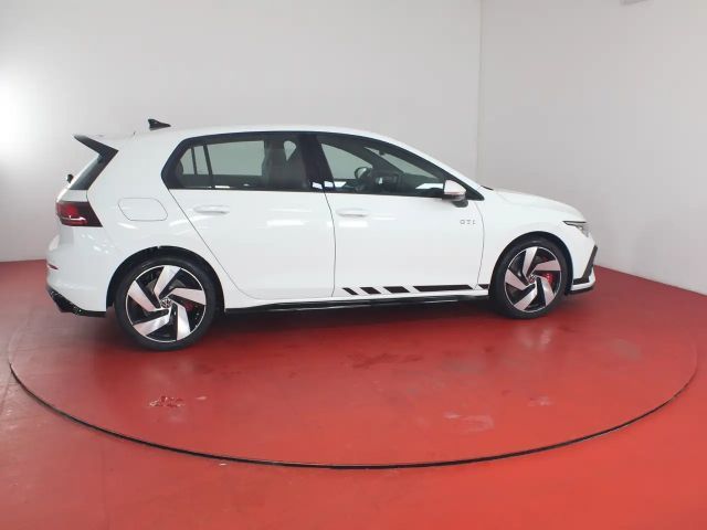 Volkswagen Golf 2.0 TSI DSG GTI