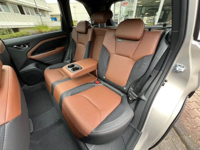 Subaru Forester 2.0 Platinum MJ 25