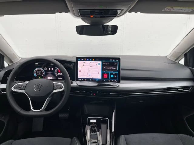 Volkswagen Golf 1.5 eTSI DSG Golf VIII Variant