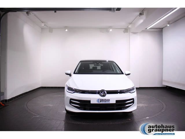 Volkswagen Golf 1.5 TSI Life