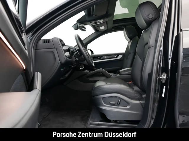 Porsche Cayenne Panoramadach BOSE LED-Matrix