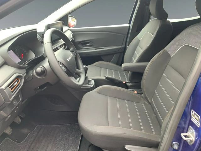 Dacia Sandero Essential Stepway TCe 90