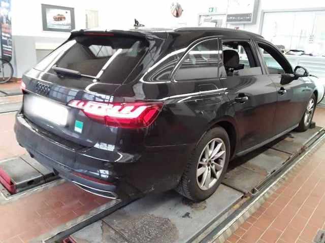 Audi A4 35 TDI Avant S-Line S-Tronic