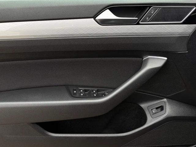 Volkswagen Passat 4Motion Business DSG Variant