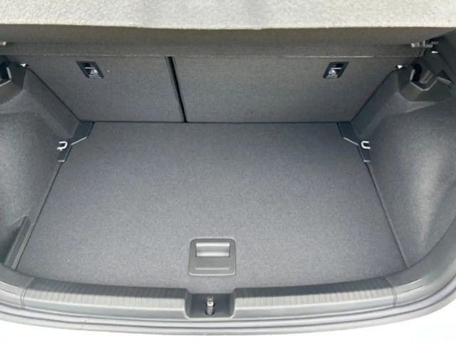 Volkswagen Polo 1.0 TSI IQ.Drive Style