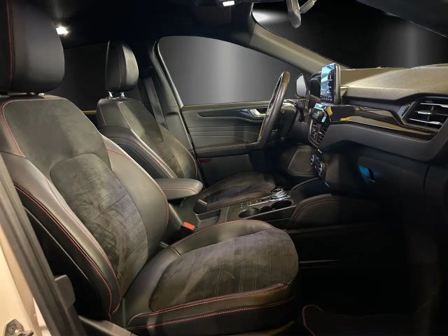 Ford Kuga Plug in Hybrid ST Line X