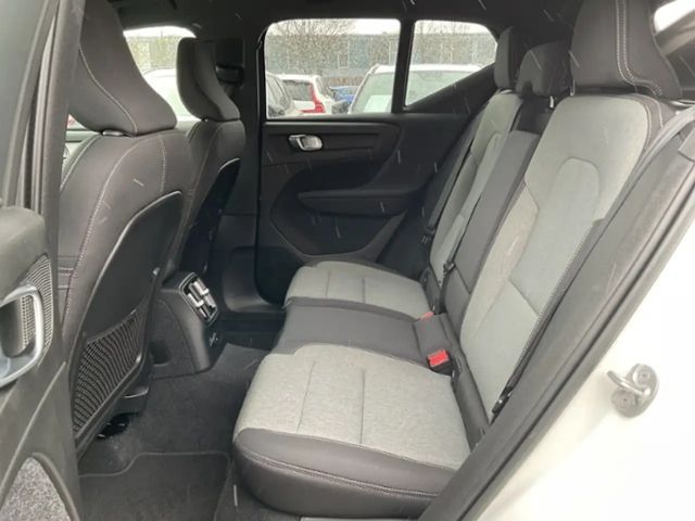 Volvo XC40 Dark Plus T4