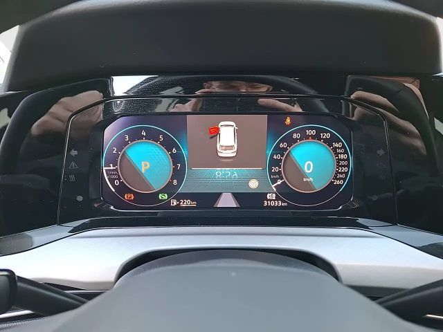 Volkswagen Golf DSG Life Variant