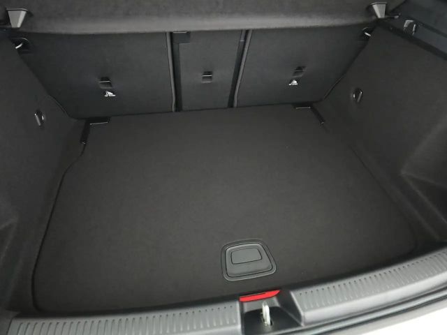 Mercedes-Benz A 200 AMG Line