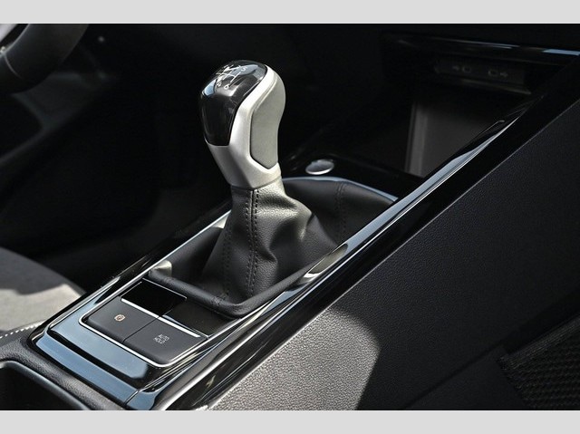 Volkswagen Golf 1.5 TSI Style