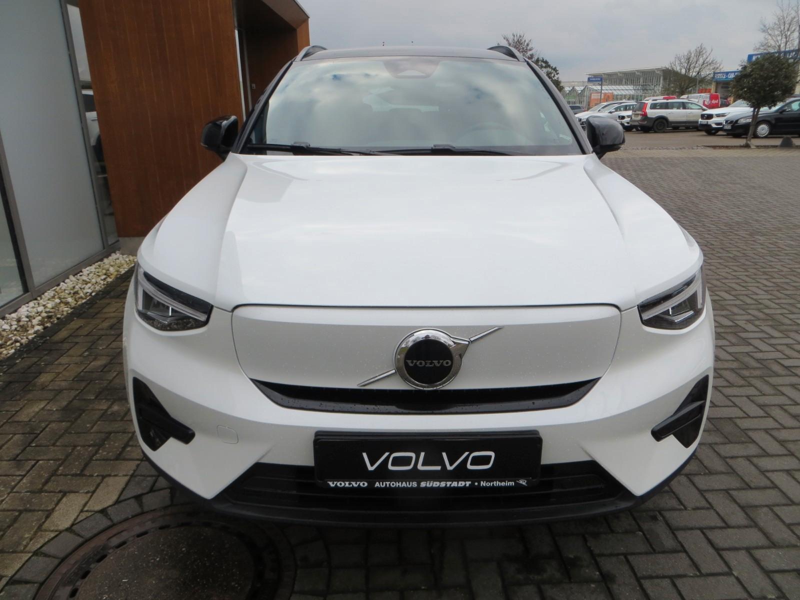 Volvo EX40 Plus Twin motor