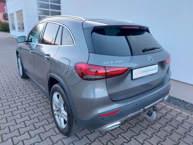 Mercedes-Benz GLA 200 Autom. LED AHK Widescreen