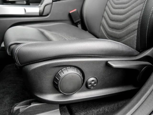 Mercedes-Benz EQB 350 4MATIC Progressive