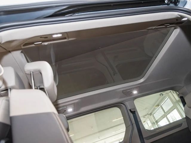 Volkswagen Multivan Lang Style T7