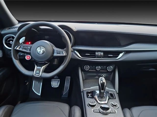 Alfa Romeo Stelvio Quadrifoglio