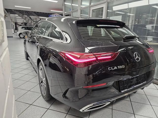 Mercedes-Benz CLA 180 AMG Line