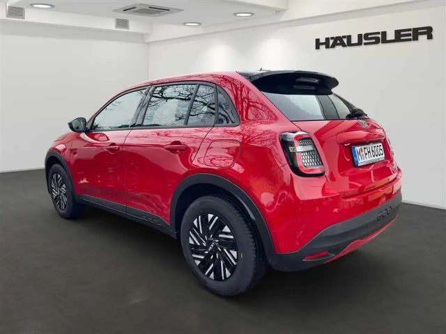 Fiat 600e 1.2 Mild-Hybrid Rückfahrkamera*PDC vorne u. hinten