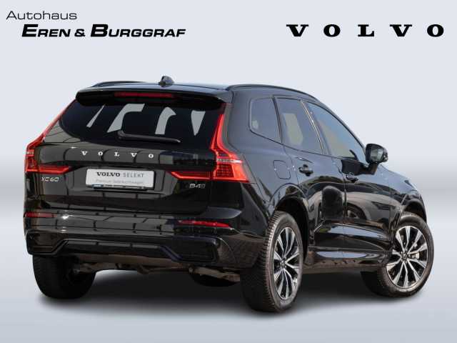 Volvo XC60 AWD Dark Plus