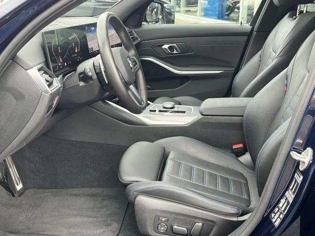 BMW 330 330i M-Sport Sedan xDrive