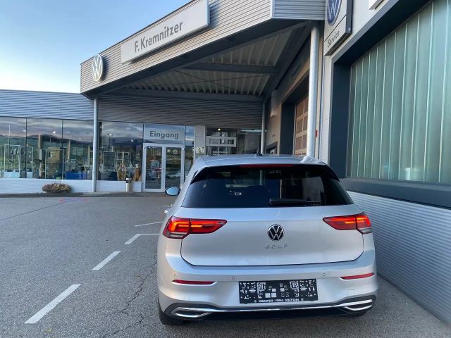 Volkswagen Golf 8 Limo Sondermodell*Active*116TDI,AHV,LED,ACC,Navi