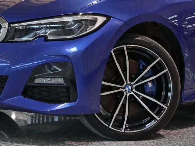 BMW 330 330e M-Sport Touring xDrive