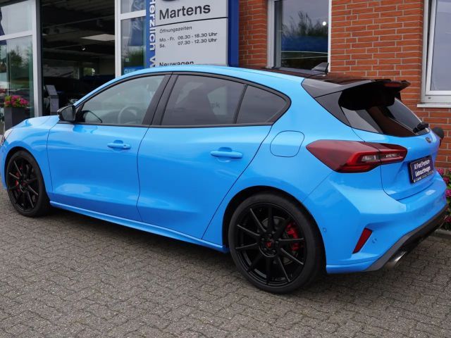 Ford Focus ST Line