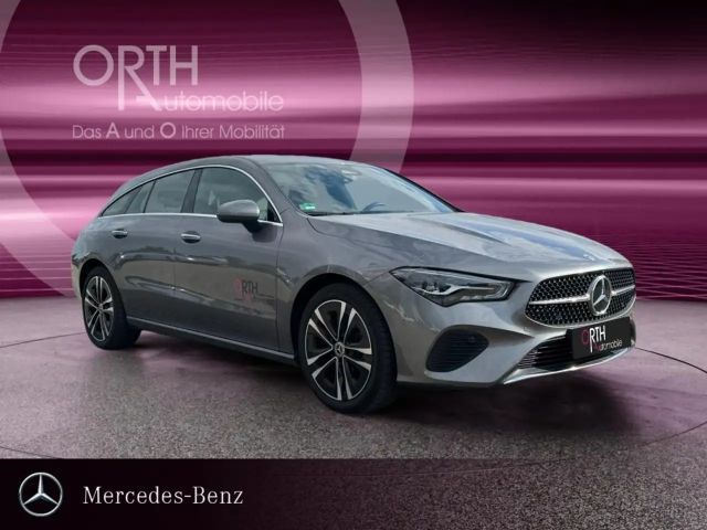 Mercedes-Benz CLA 200 Shooting Brake