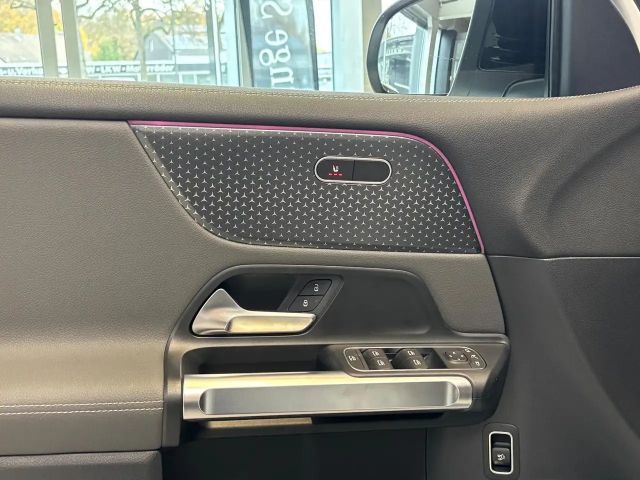 Mercedes-Benz EQB 300 4MATIC