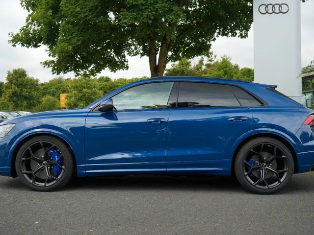 Audi RS Q8 perf 305KMH AHK MASSAGE OLED LASER KERAMIK