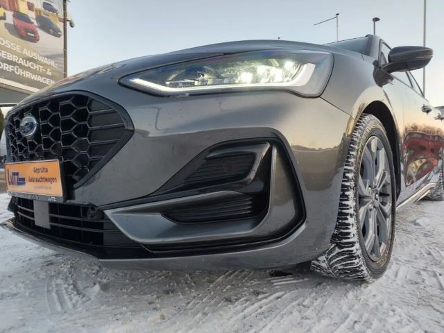 Ford Focus ST Line Wagon