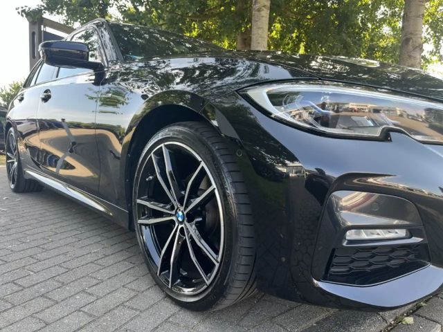 BMW 320 320i M-Sport Touring