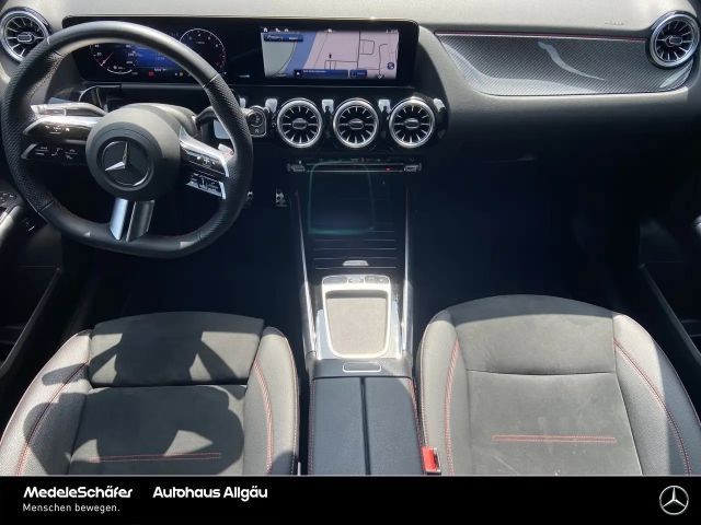 Mercedes-Benz GLA 200 AMG Line