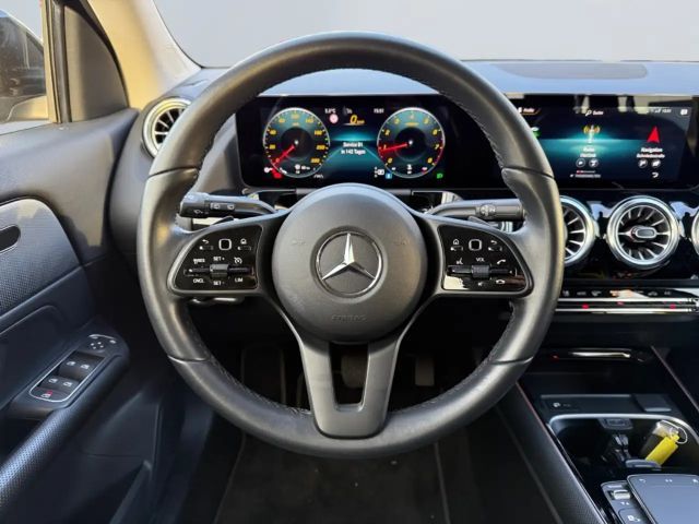 Mercedes-Benz GLA 200 Style
