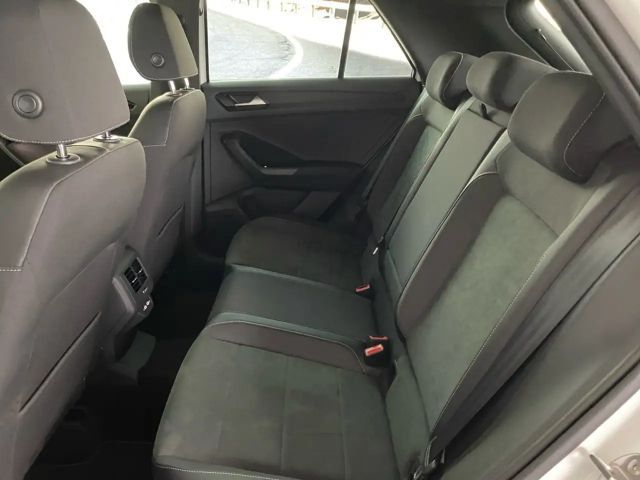 Volkswagen T-Roc 1.5 TSI DSG R-Line