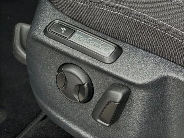 Volkswagen Passat 2.0 TDI Business DSG Variant