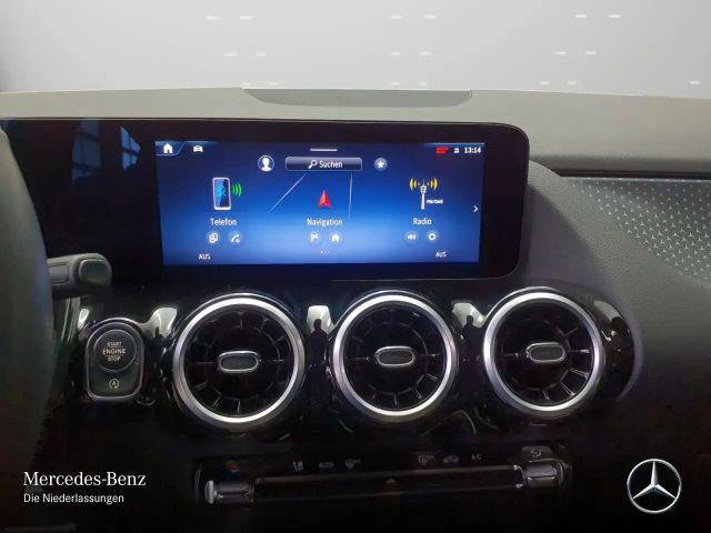 Mercedes-Benz B 220 4MATIC Progressive Sedan