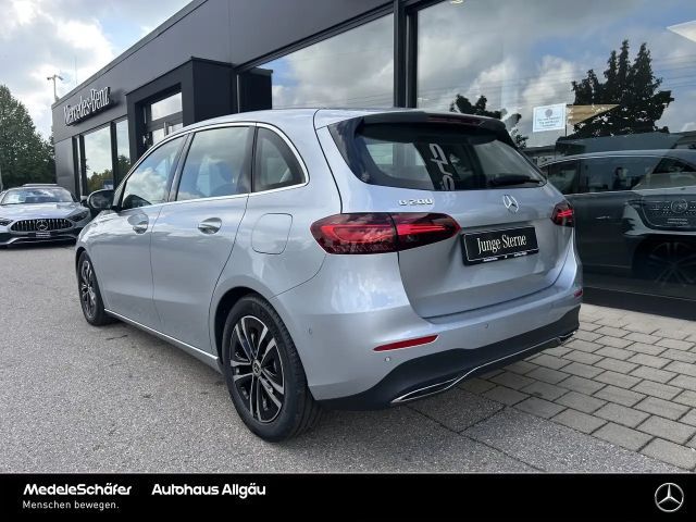 Mercedes-Benz B 200 Progressive