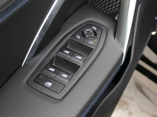 BMW iX1 Drive pro M-Sport xDrive30