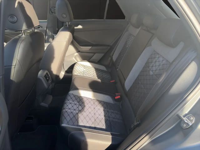 Volkswagen T-Roc 1.5 TSI R-Line