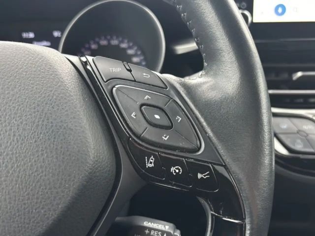 Toyota C-HR Hybride Team D